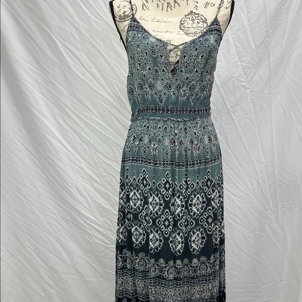 Patrons of Peace bandanna print maxi Dress micro pleated stretch